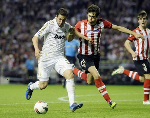 Real: Chiến dịch “10 +” của Mou - 2