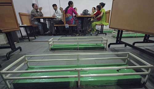 Lạnh sống lưng vào nhà hàng nghĩa địa - 3