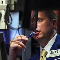 Tài chính - Bất động sản - Euro lao dốc, Phố Wall chìm sâu hơn