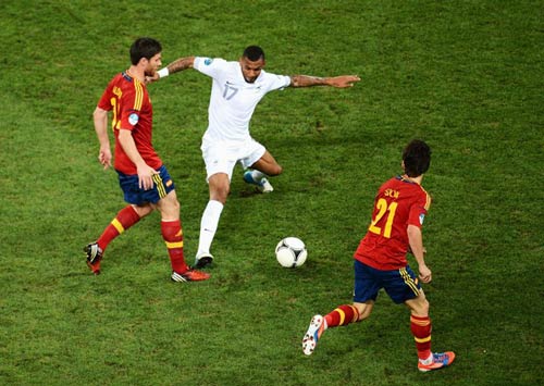 CN tại Barca: Cần SAO đa năng - 2