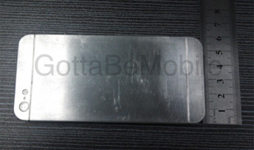 iPhone 5 xuất hiện trong vỏ lạ - 2