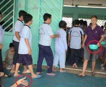 Chuyện đồng tính ở trại tâm thần - 3