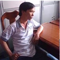 Pháp luật - "Hiệp sĩ" bắt 2 kẻ mang theo súng xin tiền