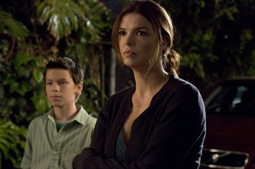 Trailer phim: Crazy On The Outside 2010 - 4