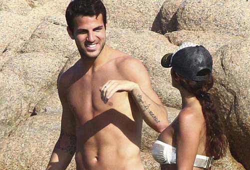 Fabregas “bay bổng” cùng người tình - 2