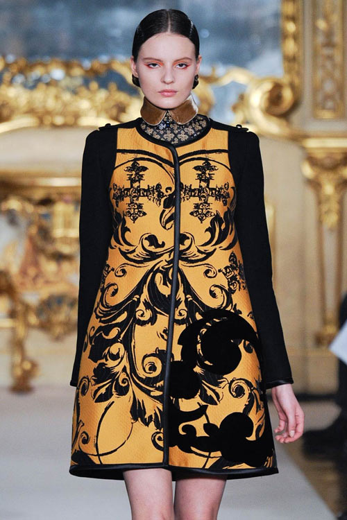 Hoa văn quý tộc làm chủ xu hướng 2012 - 3