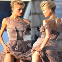 Xu hướng thời trang - Thiên thần nội y hở quên "trời đất"