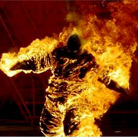 Pháp luật - Bi kịch: 9x tự thiêu vì giận vợ hờ