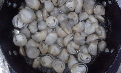 Cháo nghêu nóng hổi, cay nồng - 6