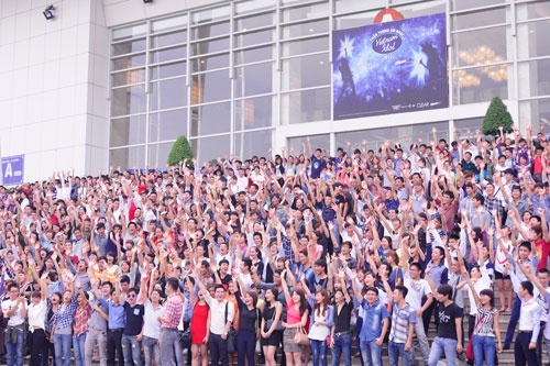 Căng thẳng vòng loại Vietnam Idol tại HN - 1