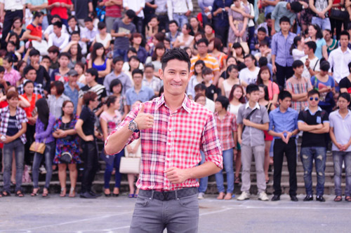 Căng thẳng vòng loại Vietnam Idol tại HN - 18