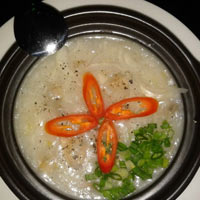 Ẩm thực - Cháo nghêu nóng hổi, cay nồng