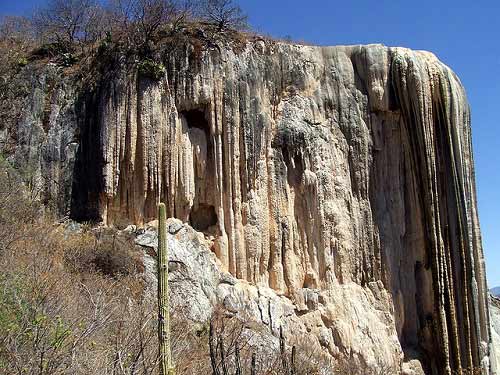 Vẻ đẹp tuyệt vời của ngọn thác ảo ở Mexico - 10