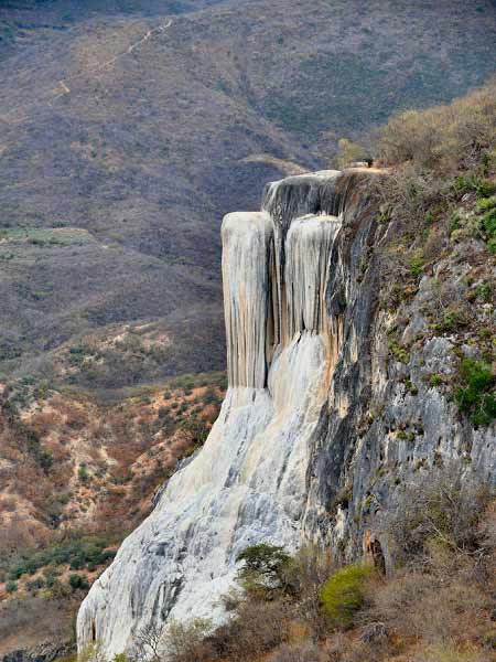 Vẻ đẹp tuyệt vời của ngọn thác ảo ở Mexico - 5