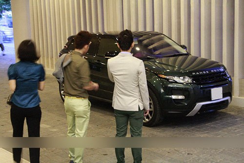 Hà Hồ tậu siêu xe mới cóong - 3