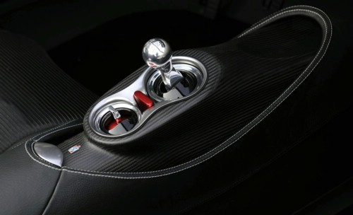 Alfa Romeo Spider “siêu mẫu” trên sàn diễn - 12