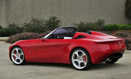 Alfa Romeo Spider “siêu mẫu” trên sàn diễn - 15