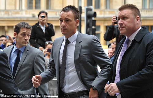 Terry thoát án phân biệt chủng tộc - 2