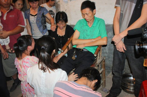 TQ: Xả thân cứu người rồi bị bỏ mặc đến chết - 6