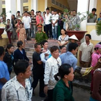 Ván cờ bạc tỷ băm nát tình người