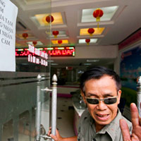 Tin tức trong ngày - Bác sĩ TQ chỉ là người "giúp việc"