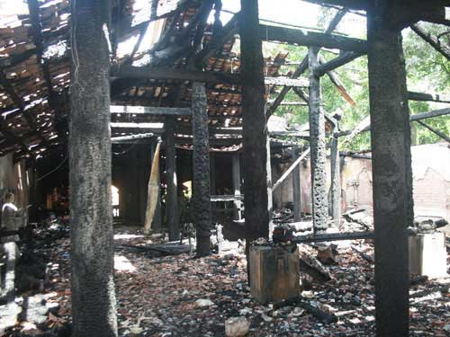 Cháy chùa cổ Hội Sơn, chánh điện bị thiêu rụi - 1
