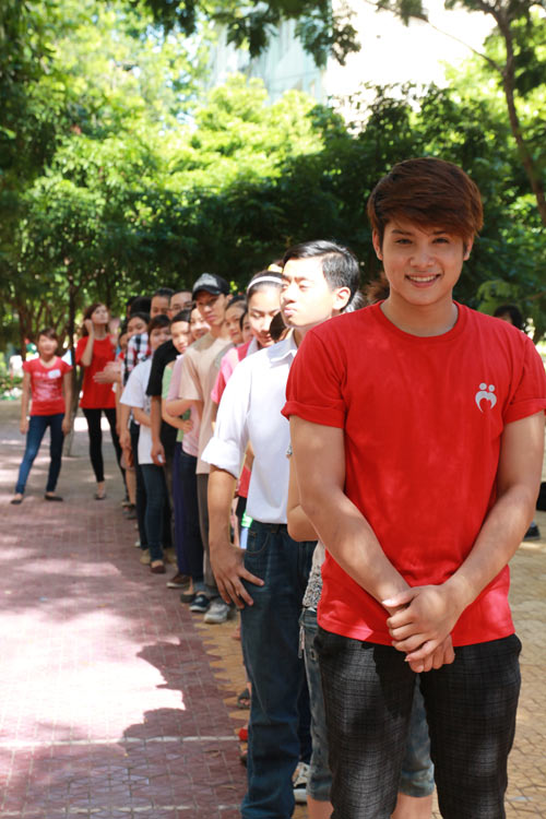 Hot teen Việt tham gia lập kỷ lục thế giới - 6