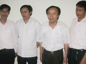 Hà Tĩnh: Phó GĐ Sở GTVT bị bắt vì đánh bạc - 1