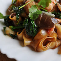 Ẩm thực - Đổi bữa với hủ tiếu xào tôm thịt