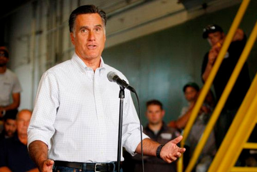 Bầu cử Mỹ: Mitt Romney lần đầu dẫn điểm - 1