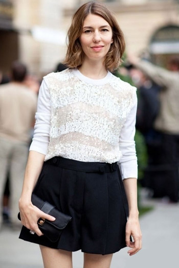 Dùng ren thâu tóm ánh nhìn cánh mày râu - 6