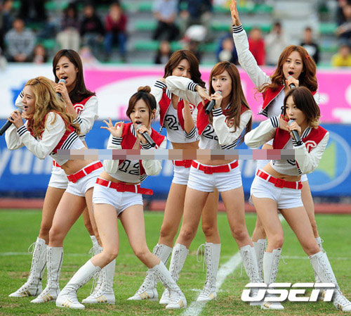 Cuốn hút với áo số cùng người đẹp Hàn - 13