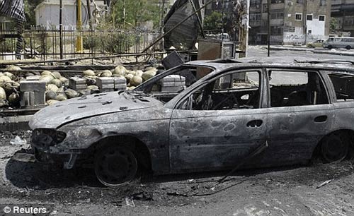 Tổng thống Syria "chỉ còn trụ được 4 tuần" - 3