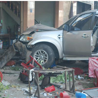 Pháp luật - Tai nạn thảm khốc: 7 người thiệt mạng