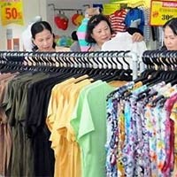 Thị trường - Tiêu dùng - Hàng Việt vẫn chùn chân trước chợ