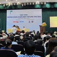 Sức khỏe đời sống - "Bác sĩ" Trung Quốc quảng cáo "nổ" rầm trời