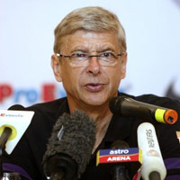 Bóng đá - HLV Wenger tuyên bố bán Persie