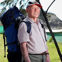 Pháp luật - Ném đá vỡ đầu khách Tây để cướp tiền