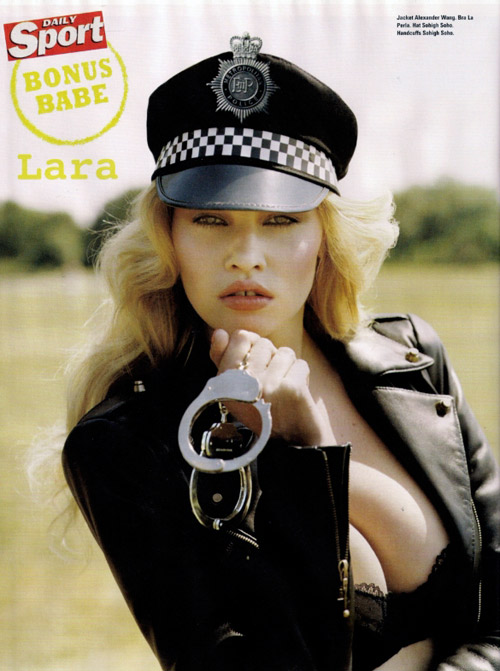 Những khuôn ngực đầy cám dỗ của kiều nữ - 14