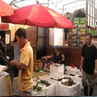 Thị trường - Tiêu dùng - "Mua hoa quả xong như bị móc túi"