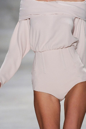 Bạn có dám diện quần chẽn xuống phố? - 14