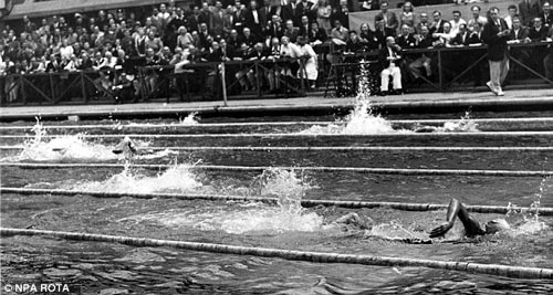 Olympic: Những bức ảnh độc 64 năm trước - 2