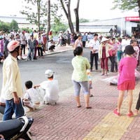 Tin tức trong ngày - Đem xác người thân vào “quậy” UBND huyện