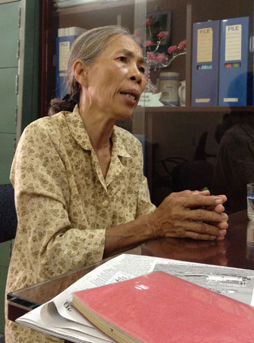 Người mẹ và những lá đơn xin ân xá - 1