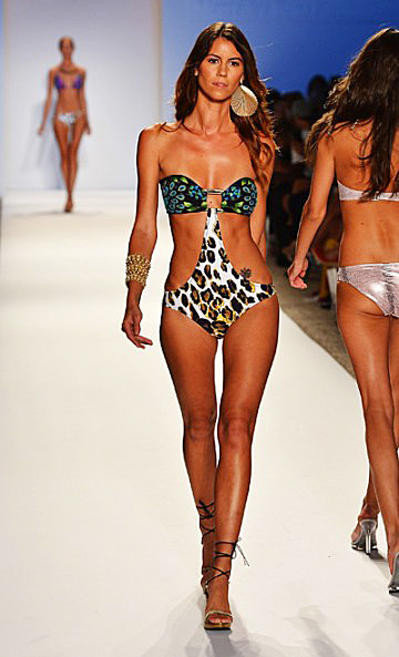 Bikini tạo vòng 2 sexy - 5