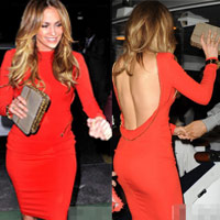 Xu hướng thời trang - Jennifer Lopez khoe lưng trần mướt mắt