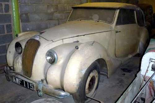 10 xế cổ tiền tấn bị tưởng nhầm là 'đống sắt vụn' - 8