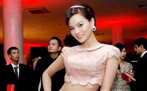 Sao kiêu sa với tóc công chúa lọ lem - 15