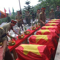 Tin tức trong ngày - Day dứt đợi những người "từ đó chưa về"…