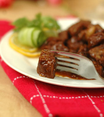 Thịt cừu hầm rượu vang ngon lạ - 5